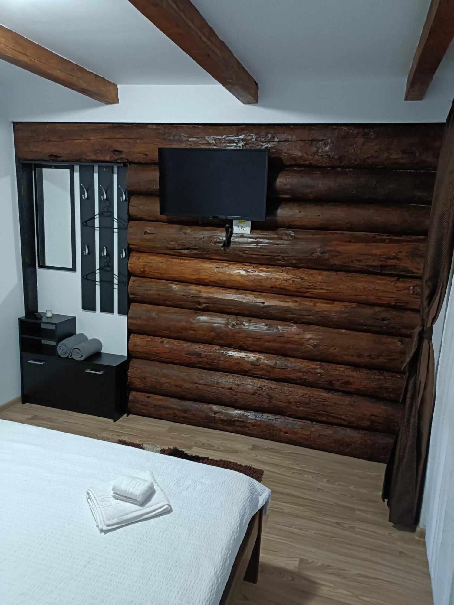 Casa Valentina Ξενοδοχείο Vişeu de Sus Εξωτερικό φωτογραφία